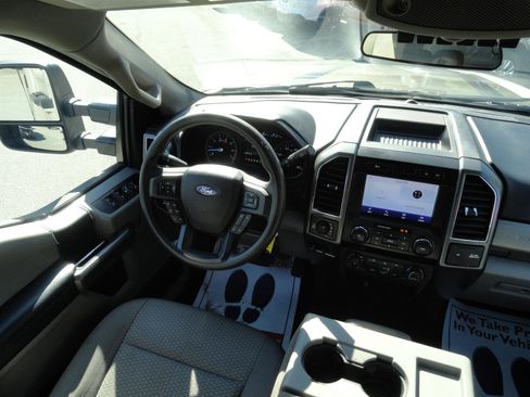 Used 2020 Ford F250 XLT w/ XLT Value Package AWD/4WD image 22
