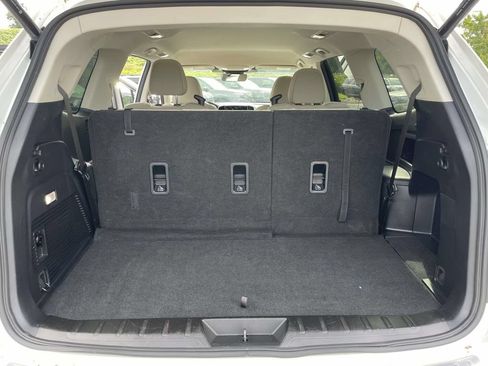 Certified 2025 Subaru Ascent Premium AWD/4WD image 29