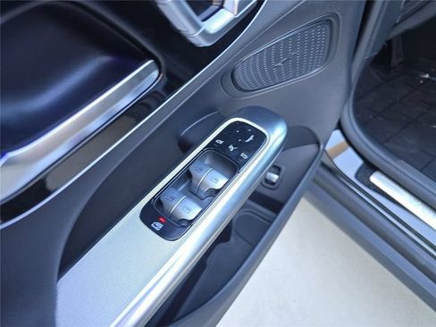 Certified 2026 Mercedes-Benz GLC 300 4MATIC image 23