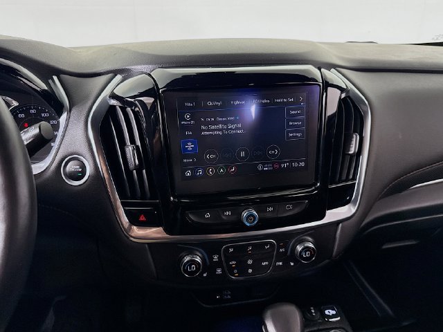 Used 2022 Chevrolet Traverse RS FWD image 20