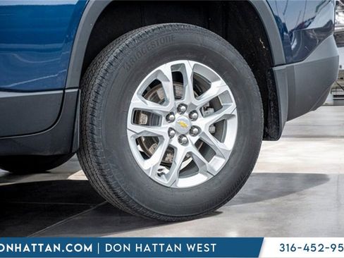 Used 2023 Chevrolet Traverse LS w/ Safety Package image 35