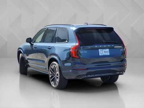 New 2026 Volvo XC90 B6 Ultra w/ Protection Package AWD/4WD image 4
