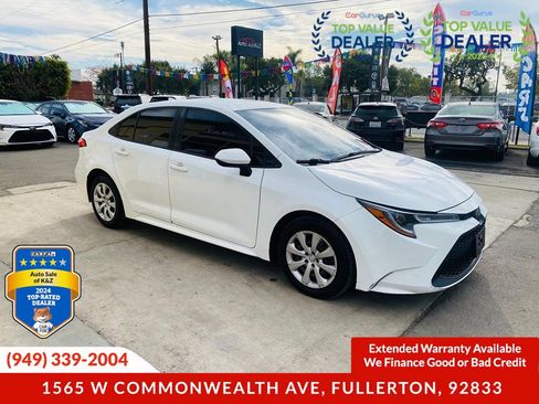 Used 2020 Toyota Corolla LE FWD image 16