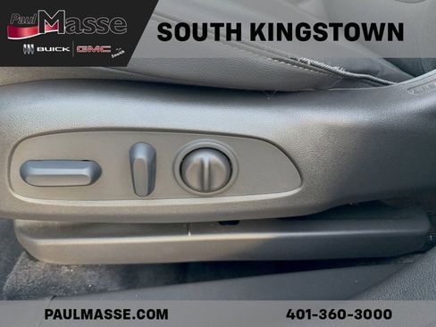 Used 2023 Buick Encore GX Select w/ Sport Touring Package image 9