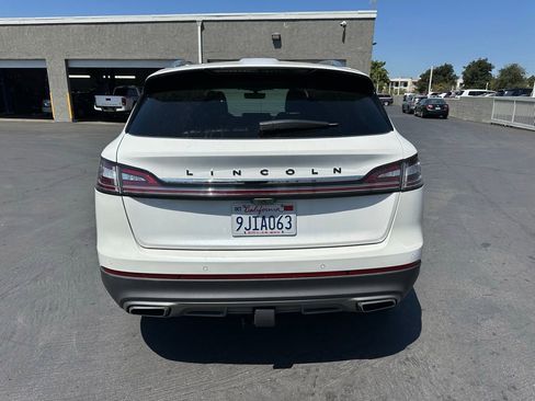 Used 2022 Lincoln Nautilus Black Label w/ Class II Trailer Tow Package AWD/4WD image 4