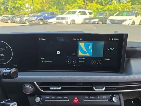 New 2025 Hyundai Sonata Limited image 16