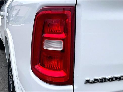 Used 2025 RAM 1500 Laramie AWD/4WD image 30
