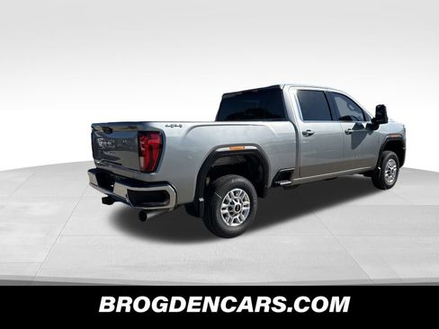 New 2025 GMC Sierra 2500 SLE w/ SLE Value Package; image 3