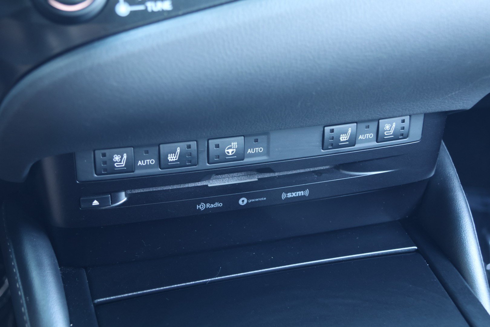Used 2020 Lexus ES 350 F Sport w/ Accessory Package 2 FWD image 22