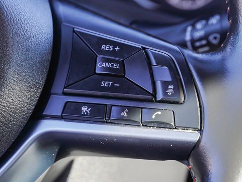 Used 2024 Nissan Sentra SR w/ SR Premium Package image 33