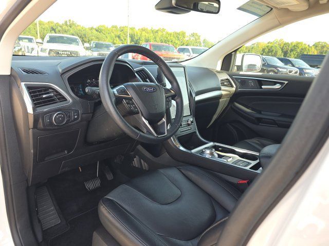 Used 2022 Ford Edge Titanium AWD/4WD image 27