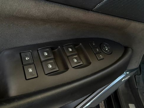 Used 2016 Cadillac Escalade Platinum AWD/4WD image 39