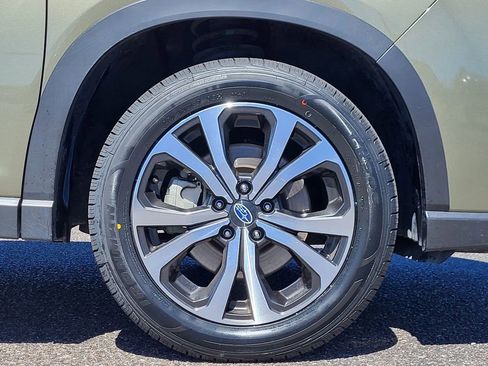 Used 2024 Subaru Forester Limited AWD/4WD image 30