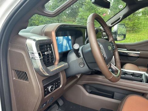 New 2026 Ford F250 King Ranch w/ Chrome Package AWD/4WD image 12