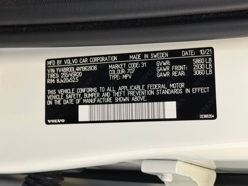 Used 2022 Volvo XC60 T8 Inscription AWD/4WD image 27