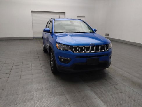 Used 2018 Jeep Compass Latitude w/ Popular Equipment Group FWD image 13