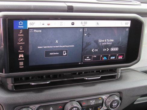 Used 2024 Jeep Wrangler Sport AWD/4WD image 14