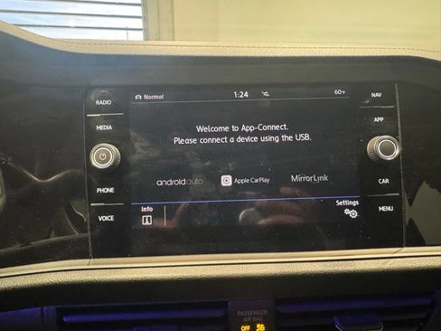 Used 2019 Volkswagen Jetta SEL Premium FWD image 15