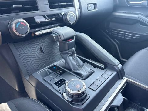 Used 2026 Toyota Tacoma TRD Sport AWD/4WD image 15