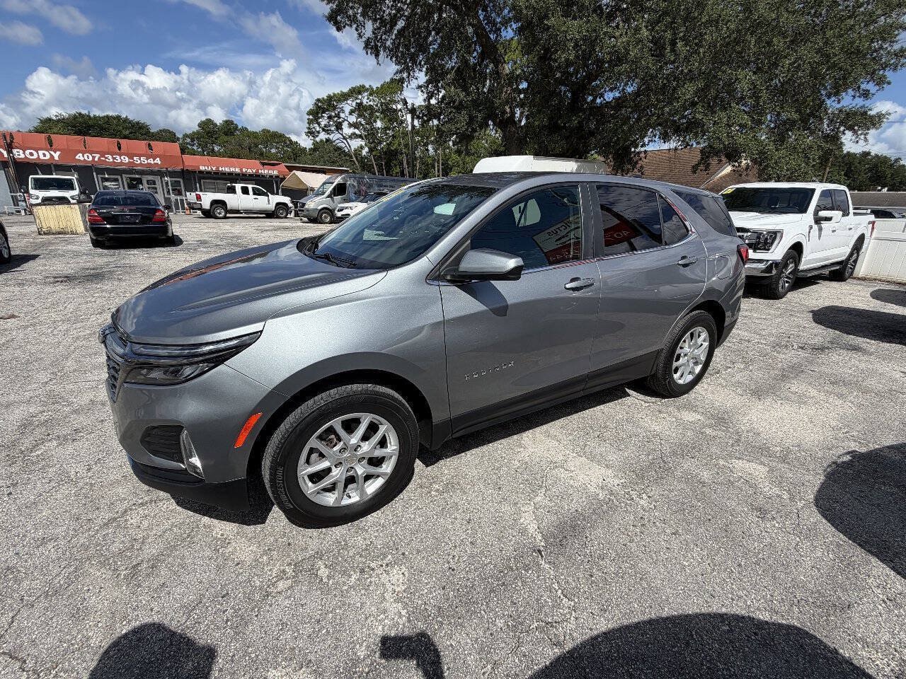Used 2023 Chevrolet Equinox LT w/ Driver Convenience Package AWD/4WD image 6
