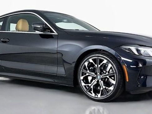 Used 2026 BMW 430i Coupe w/ Parking Assistance Package image 2