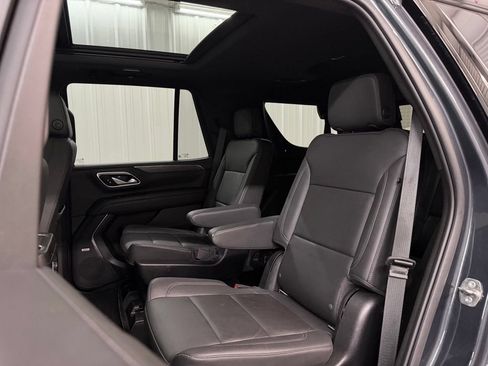 Used 2022 Chevrolet Tahoe Z71 w/ Luxury Package AWD/4WD image 42