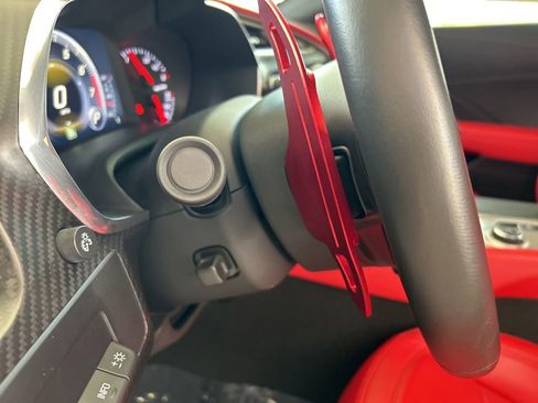 Used 2015 Chevrolet Corvette Z06 w/ 3LZ Preferred Equipment Group image 31