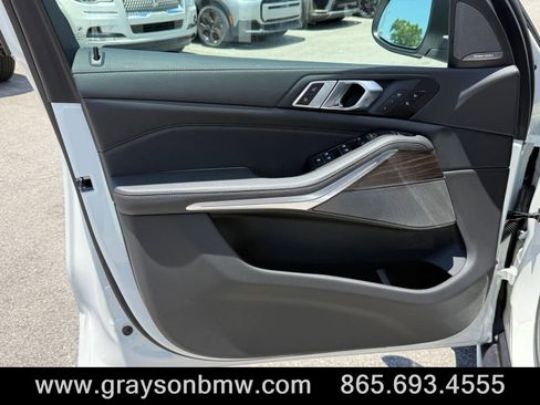 Used 2026 BMW X5 xDrive40i AWD/4WD image 14