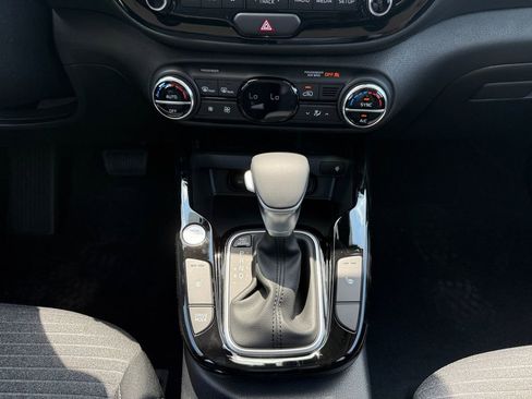 New 2025 Kia Soul EX image 11