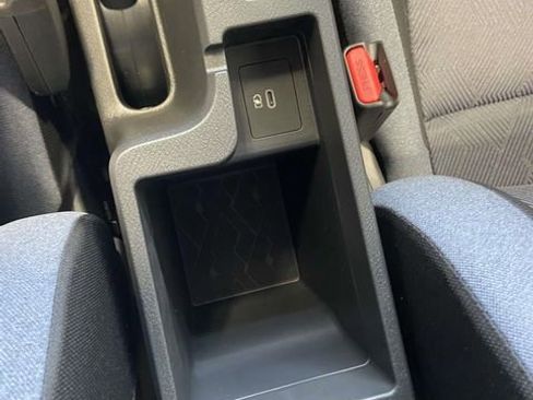 New 2025 Nissan Versa SV w/ Trunk Package image 15