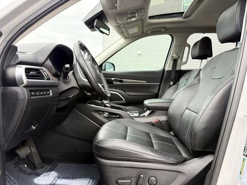 Used 2021 Kia Telluride EX w/ EX Premium Package AWD/4WD image 14