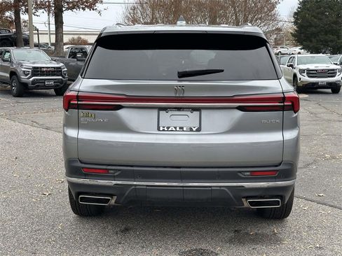 Certified 2025 Buick Enclave Preferred image 22