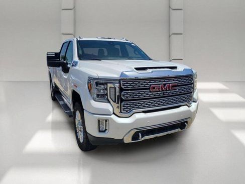 Used 2020 GMC Sierra 2500 Denali w/ Denali Ultimate Package AWD/4WD image 3