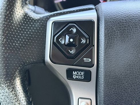 Used 2016 Toyota 4Runner Limited AWD/4WD image 36