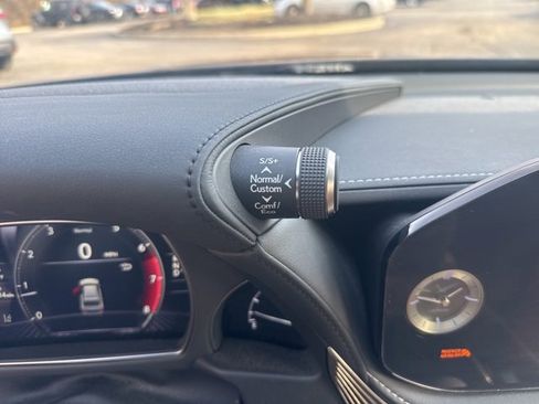 Used 2022 Lexus LS 500 AWD image 36