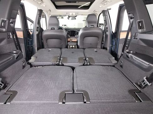 Certified 2025 Volvo XC90 B6 Plus w/ Protection Package Premier AWD/4WD image 29