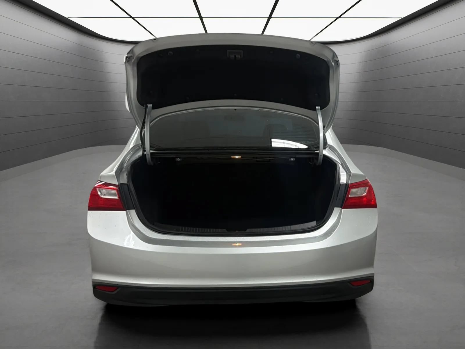 Used 2020 Chevrolet Malibu LS FWD image 20