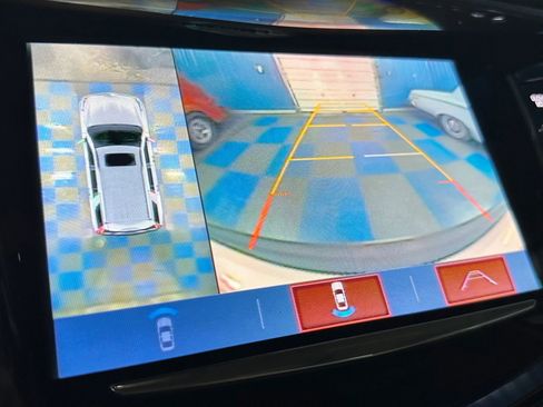 Used 2019 Cadillac Escalade Premium Luxury image 51