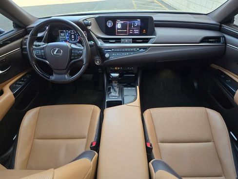 Used 2021 Lexus ES 350 w/ Premium Package image 2