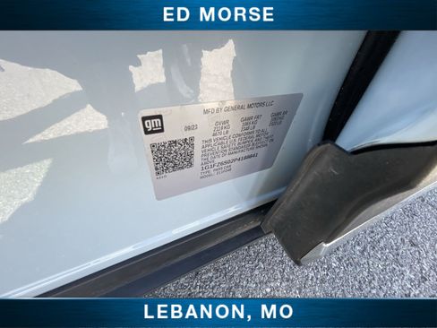 Certified 2023 Chevrolet Bolt EUV Premier w/ Sun & Sound Package FWD image 32
