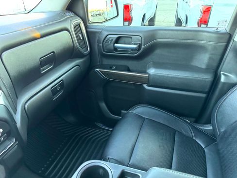 Used 2020 Chevrolet Silverado 1500 LT w/ Texas Edition image 28