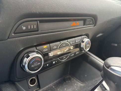 Used 2018 MAZDA CX-5 Touring w/ Preferred Equipment Package image 9