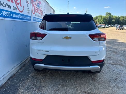 Used 2023 Chevrolet TrailBlazer LT FWD image 4