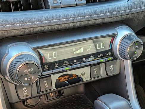 Used 2022 Toyota RAV4 XLE Premium FWD image 14