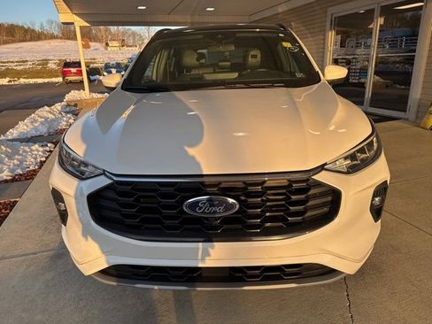 Used 2023 Ford Escape ST-Line Select w/ Tech Pack #2 image 13