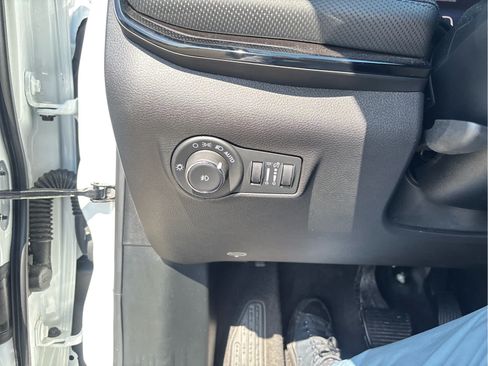 Used 2026 Jeep Compass Limited AWD/4WD image 17