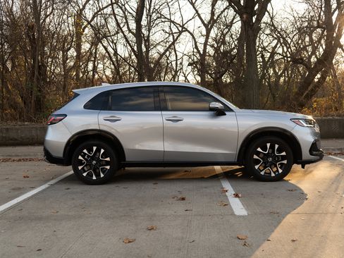 Used 2026 Honda HR-V EX-L image 10