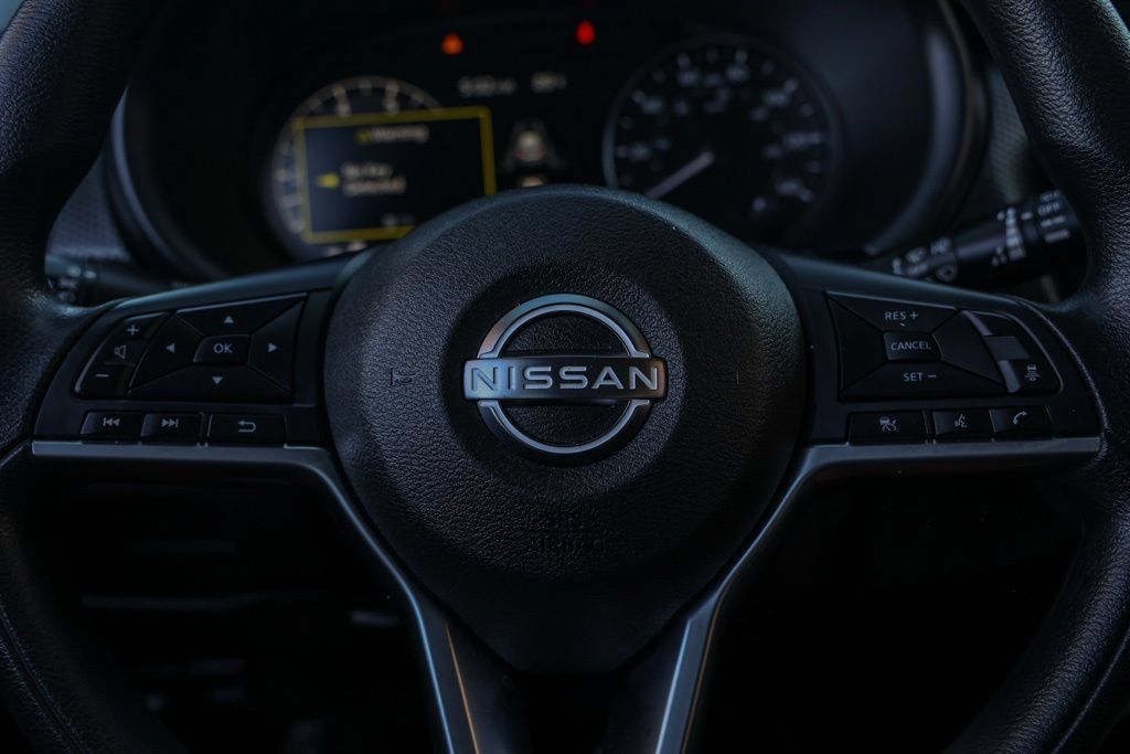 Used 2023 Nissan Kicks SV FWD image 27