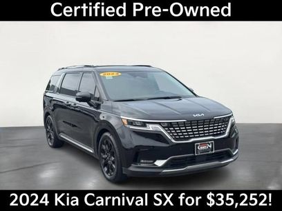 Used 2024 Kia Carnival SX