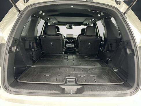 Used 2024 Honda Pilot TrailSport image 12